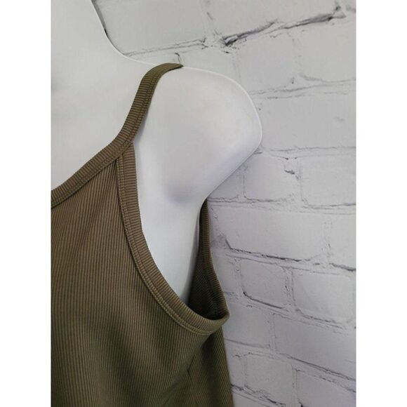 Women's Loose Fit Ribbed Henley Tank Top Small - Picture 3 of 4